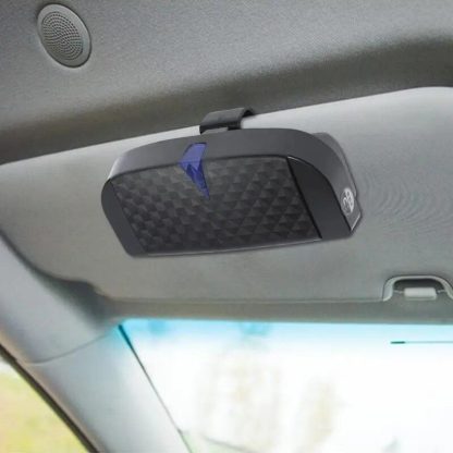 Compact Multifunctional Car Visor - Image 4